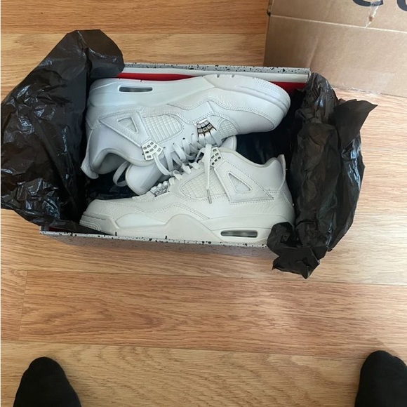 4 Jordan Retro Pure Money (2017) US MAN SIZE 10.5